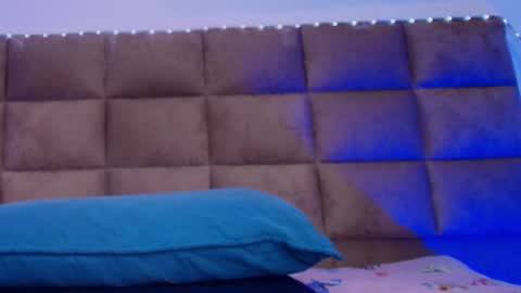 Snapshot of estrella_hanks_ chatting on October 2, 2025, 11:50 am Estrella online show from October 2, 2025, 11:50 am