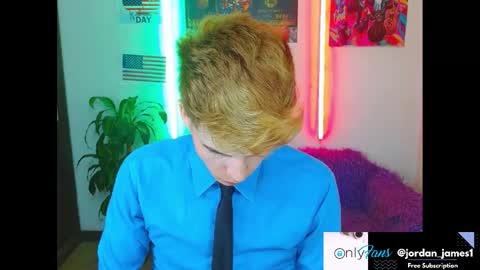 Snapshot of estrellita__jordan chatting on January 31, 2025, 2:48 am JORDAN online show from January 31, 2025, 2:48 am