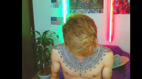 Snapshot of estrellita__jordan chatting on February 1, 2025, 1:02 am JORDAN online show from February 1, 2025, 1:02 am