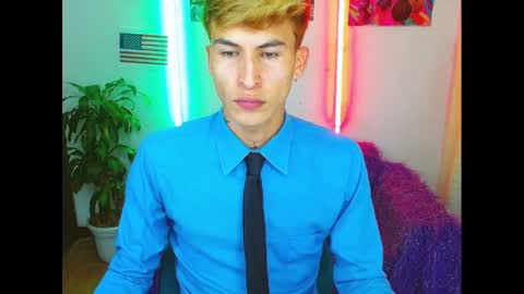 Snapshot of estrellita__jordan chatting on February 4, 2025, 1:34 am JORDAN online show from February 4, 2025, 1:34 am