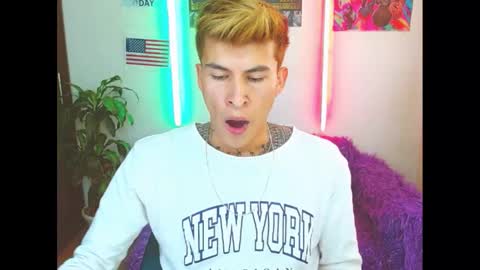 Snapshot of estrellita__jordan chatting on February 7, 2025, 6:24 pm JORDAN online show from February 7, 2025, 6:24 pm