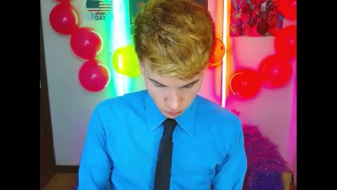 Snapshot of estrellita__jordan chatting on February 13, 2025, 9:51 am JORDAN online show from February 13, 2025, 9:51 am