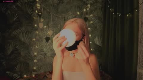 Sophia online show from March 10, 2026, 11:21 pm