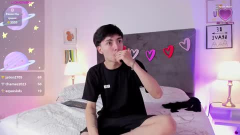 ethan and ava online show from February 27, 2025, 5:04 pm