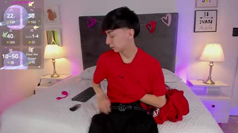 ethan and ava online show from March 5, 2025, 2:12 pm