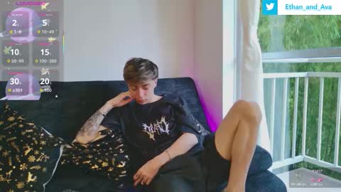 ethan and ava online show from November 20, 2025, 1:22 pm