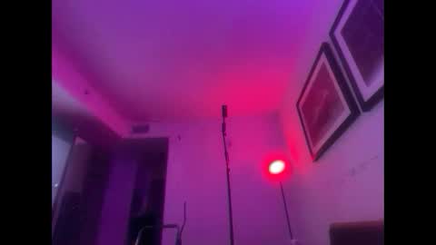 Bustedpussy online show from October 9, 2025, 9:51 am