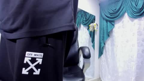 Snapshot of ethan_boy_ chatting on February 12, 2025, 9:54 pm Ethan online show from February 12, 2025, 9:54 pm