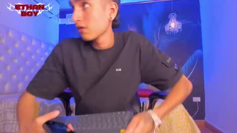 Snapshot of ethan_boy_ chatting on January 6, 2026, 8:56 pm Ethan online show from January 6, 2026, 8:56 pm