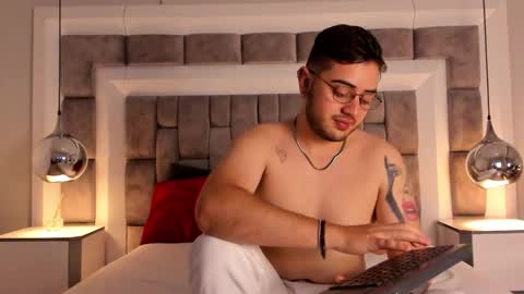 ethan_greys online show from November 16, 2025, 3:34 am