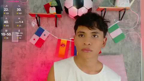 Snapshot of ethan_westt chatting on July 16, 2026, 8:04 pm Ethan online show from July 16, 2026, 8:04 pm