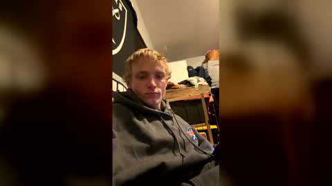 ethanbmx2001 online show from April 27, 2026, 10:35 am