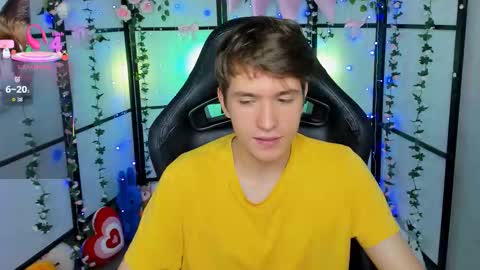 Ethan online show from September 12, 2025, 6:02 am