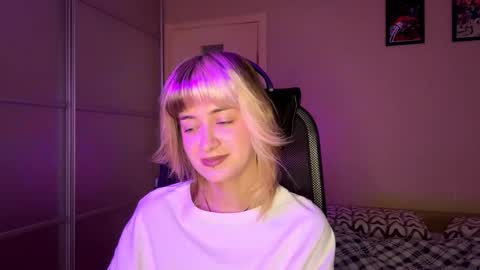 Emily online show from November 11, 2025, 6:46 am