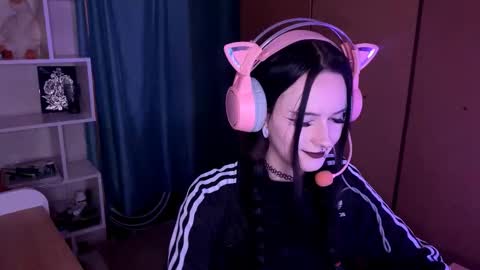 Snapshot of eunabiddlecome chatting on February 16, 2026, 12:01 pm Kate online show from February 16, 2026, 12:01 pm