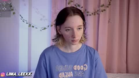 Snapshot of euphoria_girls chatting on September 18, 2025, 5:37 pm check about me online show from September 18, 2025, 5:37 pm