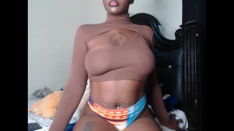 Snapshot of euphoric_cosmos chatting on February 22, 2025, 10:40 am euphoria online show from February 22, 2025, 10:40 am