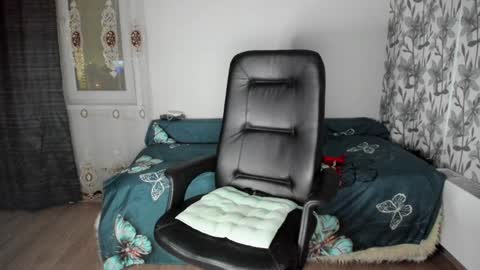 Snapshot of eva_7777 chatting on December 29, 2024, 10:25 pm Eva online show from December 29, 2024, 10:25 pm