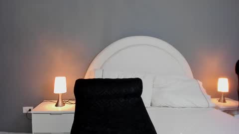 EVA  online show from February 18, 2025, 2:59 pm