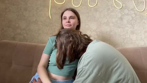 Eva Calvin online show from April 10, 2026, 5:01 am