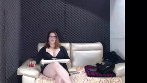 eva online show from October 16, 2025, 9:38 pm