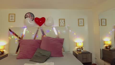 Snapshot of eva_daemon chatting on February 18, 2025, 11:22 am EVA DAEMON online show from February 18, 2025, 11:22 am