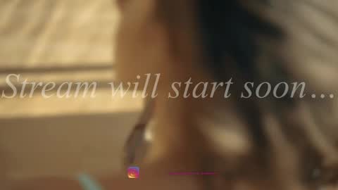 Snapshot of eva_fashionista chatting on June 1, 2026, 8:43 pm Eva online show from June 1, 2026, 8:43 pm