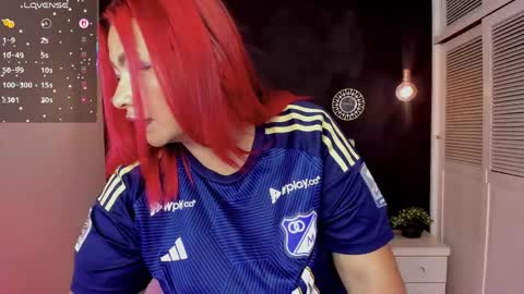 eva_hot_1 online show from April 13, 2026, 12:43 pm