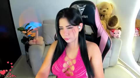 Eva   online show from March 19, 2026, 6:50 am