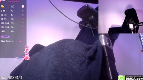 Snapshot of eva_lockhart chatting on December 10, 2024, 6:06 pm Eva online show from December 10, 2024, 6:06 pm