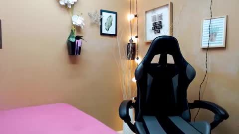 Snapshot of eva_love49 chatting on November 5, 2025, 1:11 pm eva_love49 online show from November 5, 2025, 1:11 pm