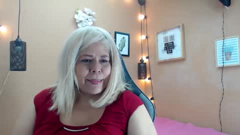 Snapshot of eva_love49 chatting on November 11, 2025, 11:54 am eva_love49 online show from November 11, 2025, 11:54 am