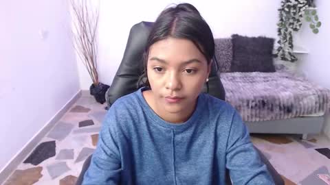 Eva  online show from January 5, 2026, 7:50 pm