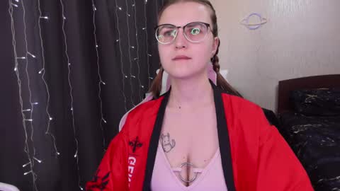 Snapshot of eva_orchid chatting on February 21, 2025, 1:11 pm Eva online show from February 21, 2025, 1:11 pm