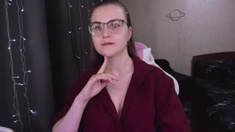 Snapshot of eva_orchid chatting on February 23, 2025, 4:24 pm Eva online show from February 23, 2025, 4:24 pm