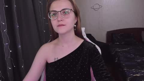 Snapshot of eva_orchid chatting on March 1, 2025, 5:05 pm Eva online show from March 1, 2025, 5:05 pm