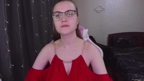 Snapshot of eva_orchid chatting on March 4, 2025, 11:08 am Eva online show from March 4, 2025, 11:08 am