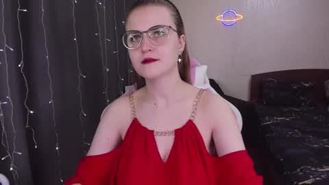 Snapshot of eva_orchid chatting on March 7, 2025, 9:18 am Eva online show from March 7, 2025, 9:18 am