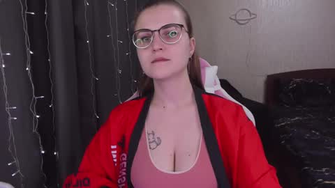 Snapshot of eva_orchid chatting on March 11, 2025, 3:56 pm Eva online show from March 11, 2025, 3:56 pm