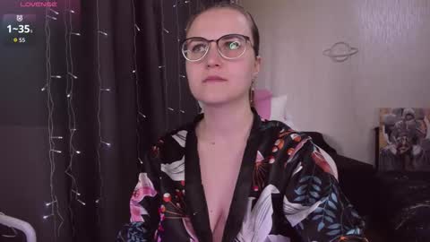 Snapshot of eva_orchid chatting on September 14, 2025, 10:25 am Eva online show from September 14, 2025, 10:25 am