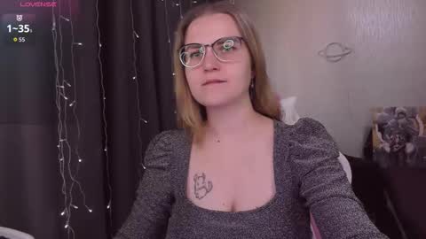 Snapshot of eva_orchid chatting on October 1, 2025, 11:27 am Eva online show from October 1, 2025, 11:27 am