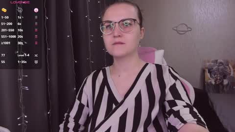 Snapshot of eva_orchid chatting on November 6, 2025, 10:05 am Eva online show from November 6, 2025, 10:05 am