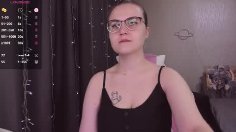 Snapshot of eva_orchid chatting on November 12, 2025, 10:48 am Eva online show from November 12, 2025, 10:48 am