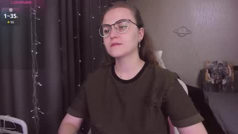 Snapshot of eva_orchid chatting on November 22, 2025, 10:58 am Eva online show from November 22, 2025, 10:58 am