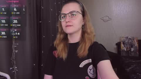 Snapshot of eva_orchid chatting on December 18, 2025, 11:27 am Eva online show from December 18, 2025, 11:27 am