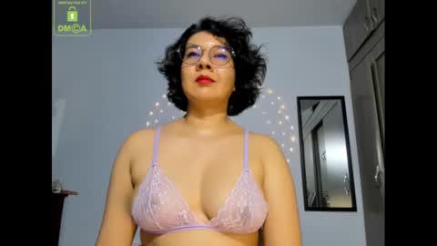 Snapshot of eva_rain01 chatting on January 22, 2025, 7:03 pm Eva online show from January 22, 2025, 7:03 pm