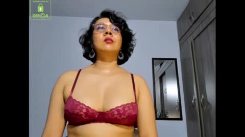 Snapshot of eva_rain01 chatting on January 27, 2025, 6:41 pm Eva online show from January 27, 2025, 6:41 pm