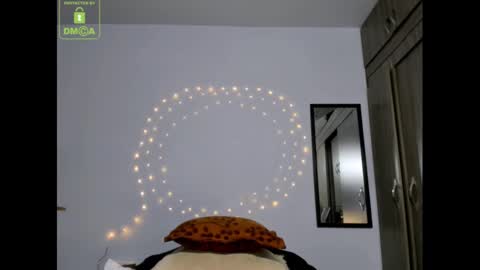 Snapshot of eva_rain01 chatting on January 28, 2025, 6:49 pm Eva online show from January 28, 2025, 6:49 pm