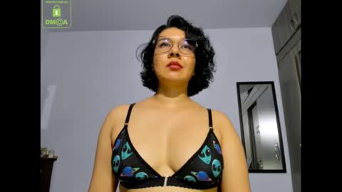 Snapshot of eva_rain01 chatting on February 8, 2025, 10:51 pm Eva online show from February 8, 2025, 10:51 pm