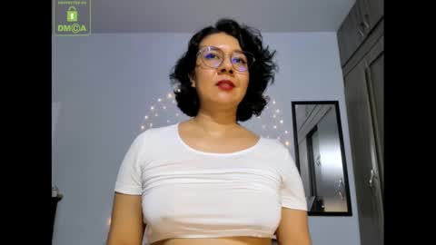 Snapshot of eva_rain01 chatting on February 12, 2025, 6:30 pm Eva online show from February 12, 2025, 6:30 pm